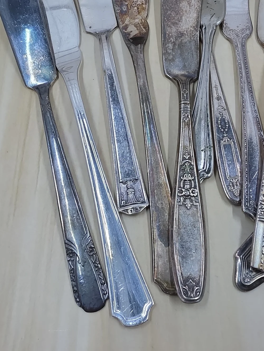 Vintage & Antique Butter Knives Silverplate Stainless Set Of 12 Mix-n-Match